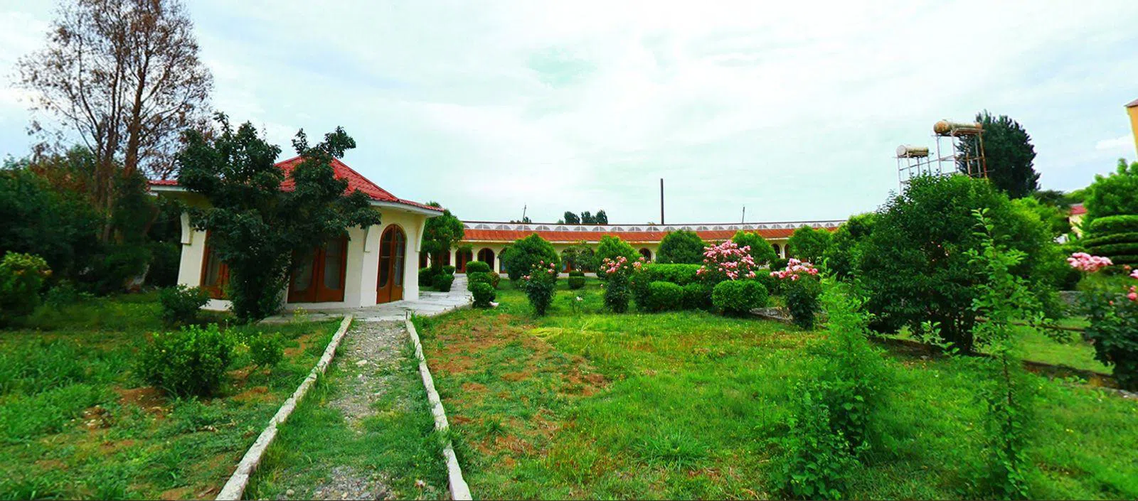 4 ulduzlu otel satılır — şəkil 14