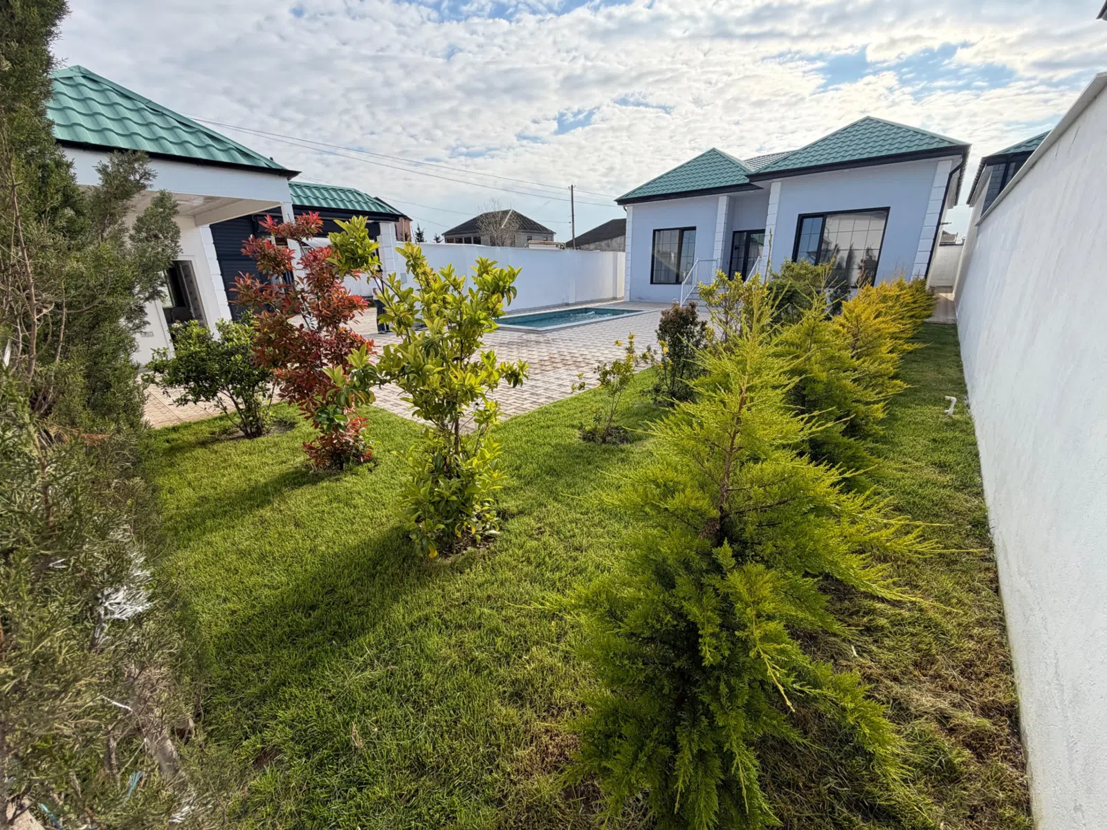 4 otaqlı bağ evi 150 m² 5 sot torpaq sahəsində satılır — şəkil 18