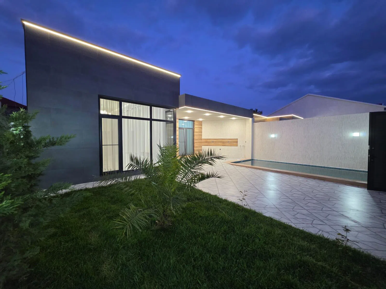 4 otaqlı villa 120 m² - 2.2 sot torpaq sahəsində satılır