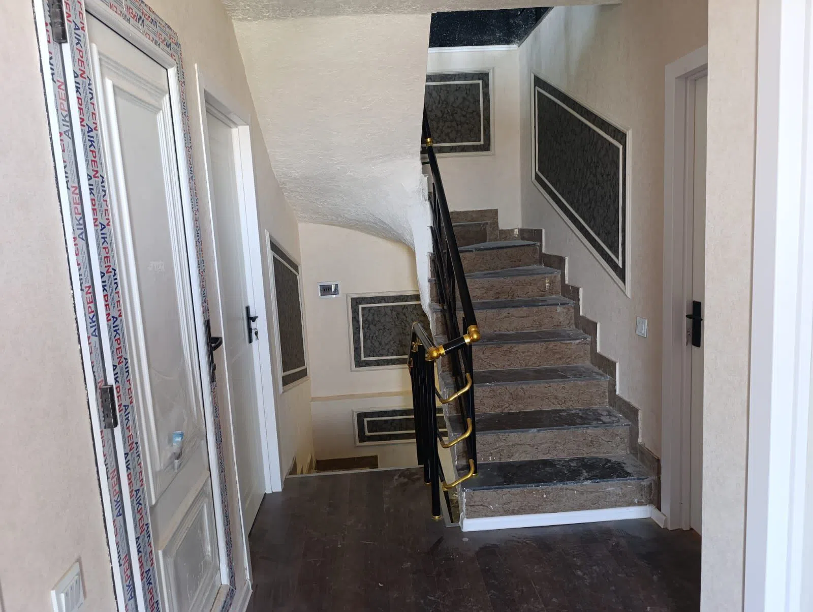 6 otaqlı həyət evi 200 m² - 1.5 sot torpaq sahəsində satılır — şəkil 8