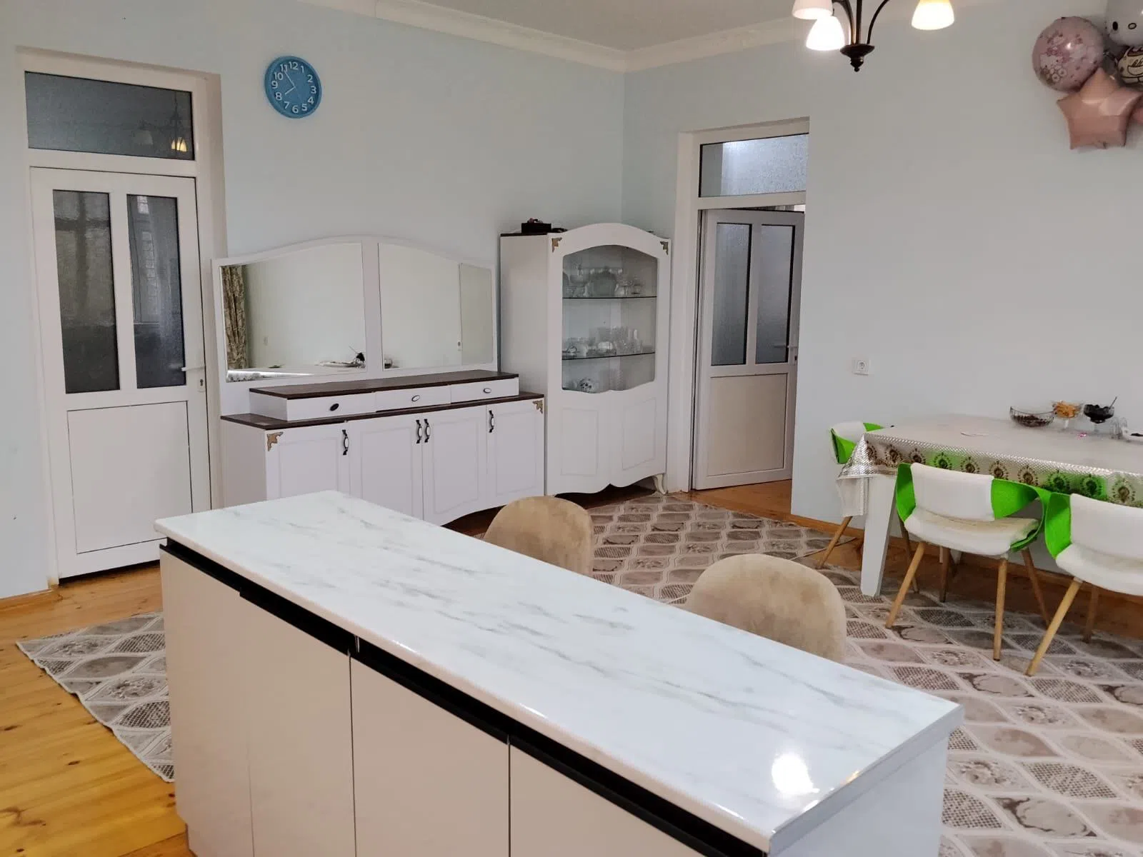 4 otaqlı bağ evi 170 m² 4.5 sot torpaq sahəsində satılır — şəkil 17