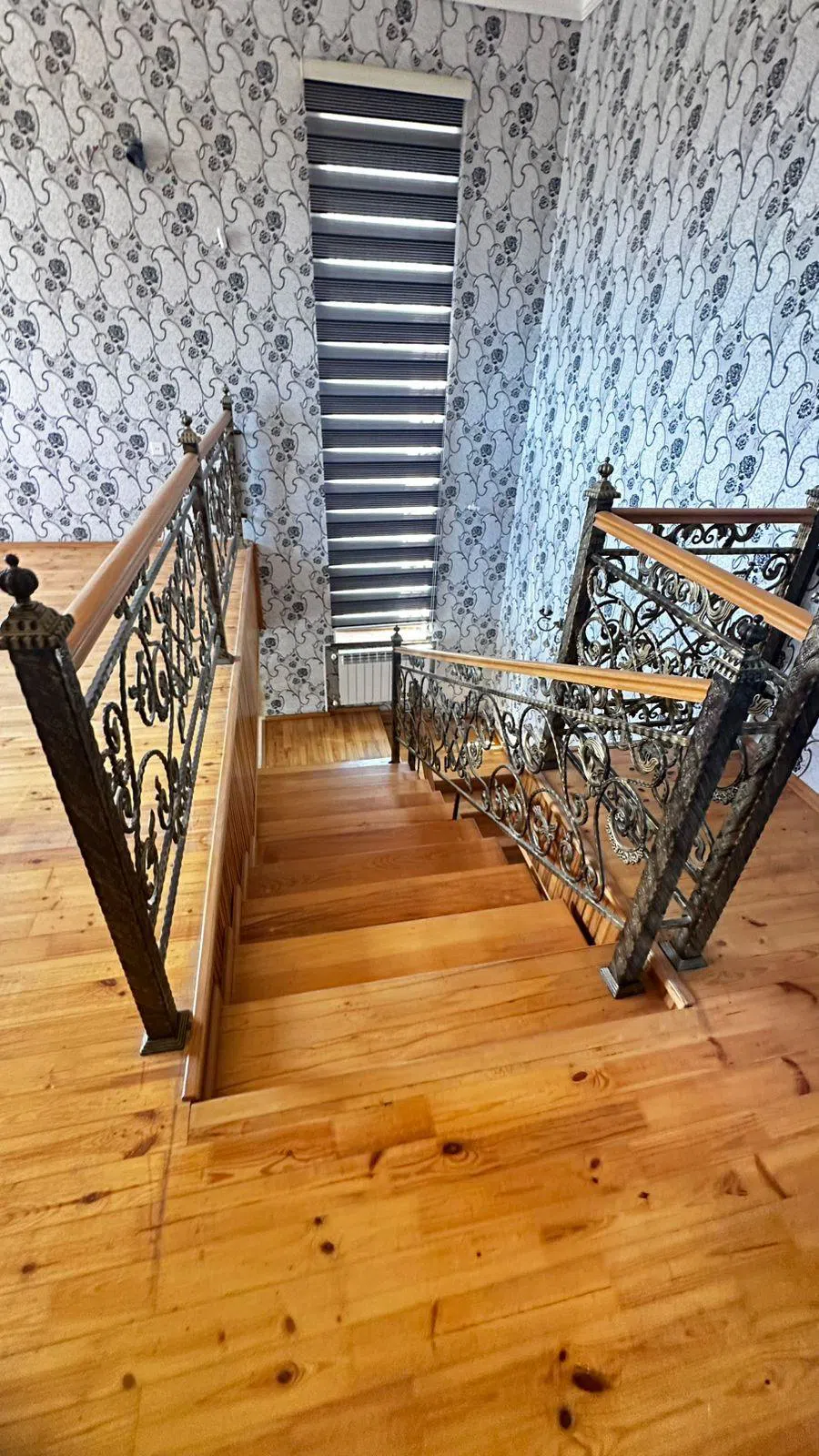 7 otaqlı həyət evi 264 m² - 15 sot torpaq sahəsində satılır