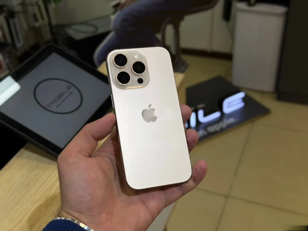 Apple, iPhone 16 Pro, 8 GB - Tenderyard