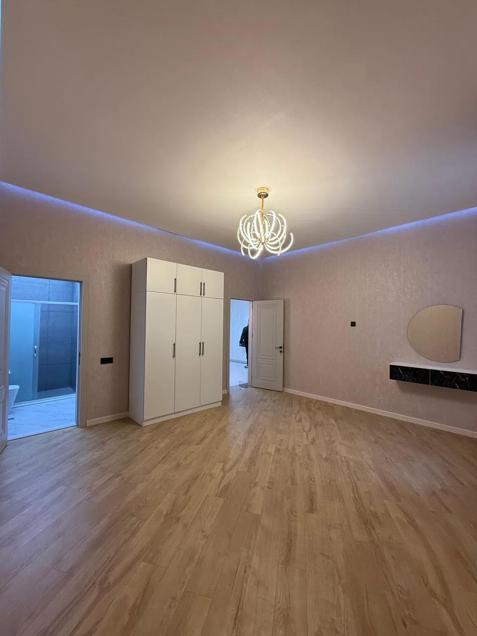 4 otaqlı bağ evi 260 m² 5.5 sot torpaq sahəsində satılır — şəkil 4
