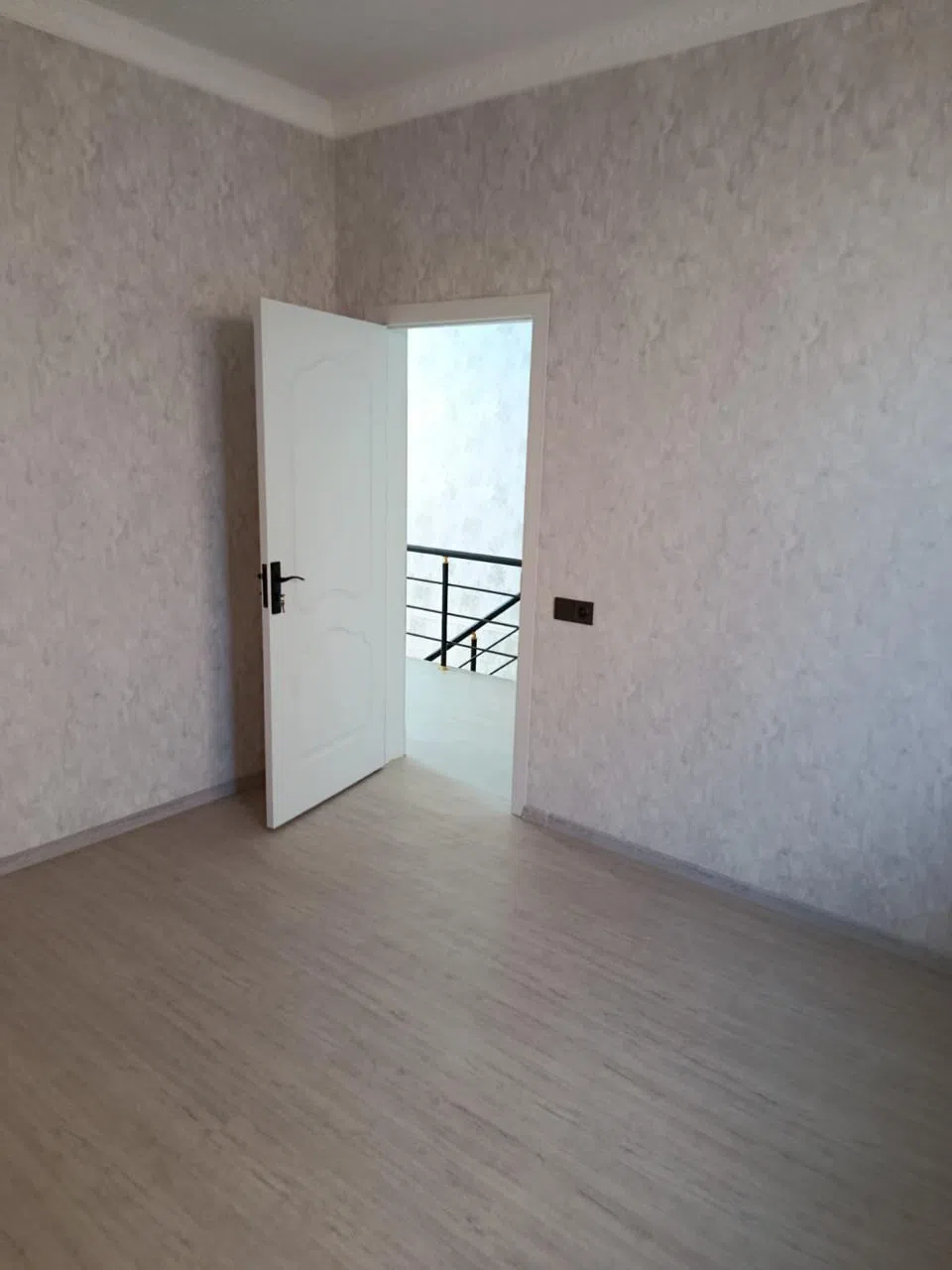 3 otaqlı həyət evi 140 m² satılır — şəkil 2