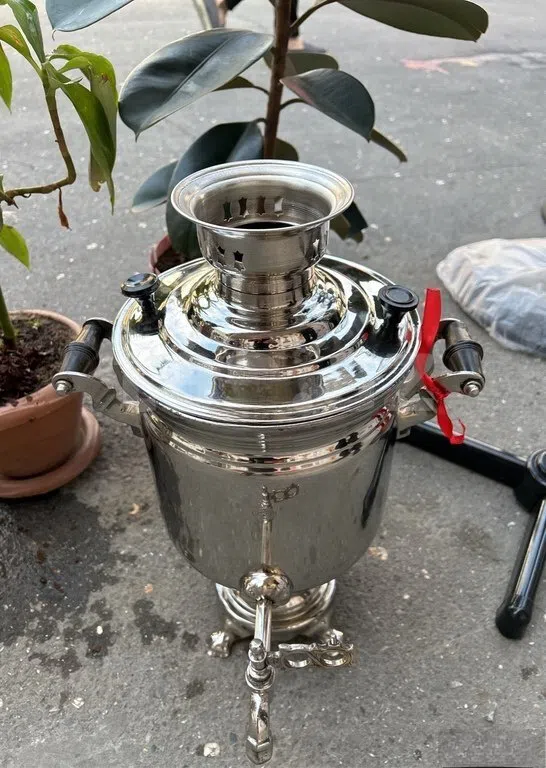 Samovar Metal material
