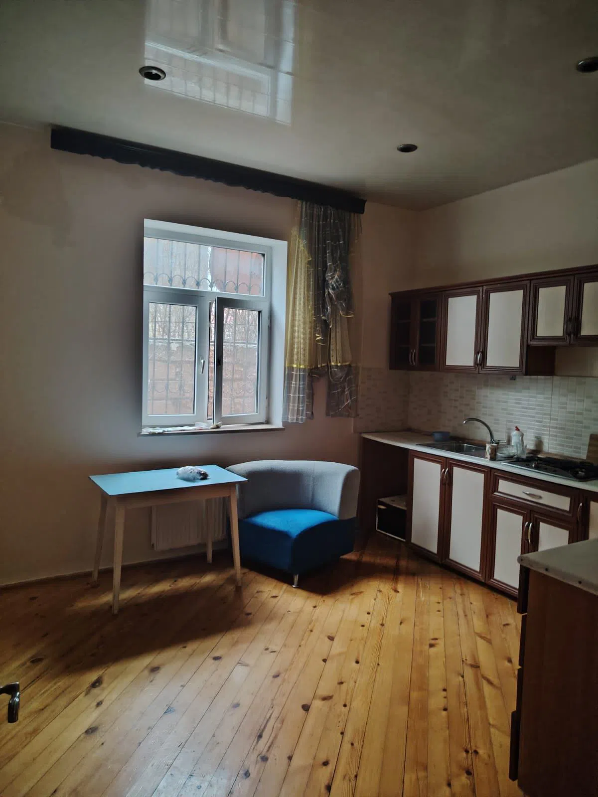 4 otaqlı həyət evi 144 m² - 6 sot torpaq sahəsində satılır