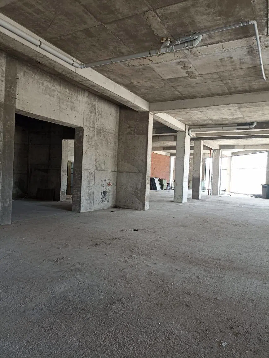 Təmirsiz obyekti, 5200 m² kirayə verilir — şəkil 6