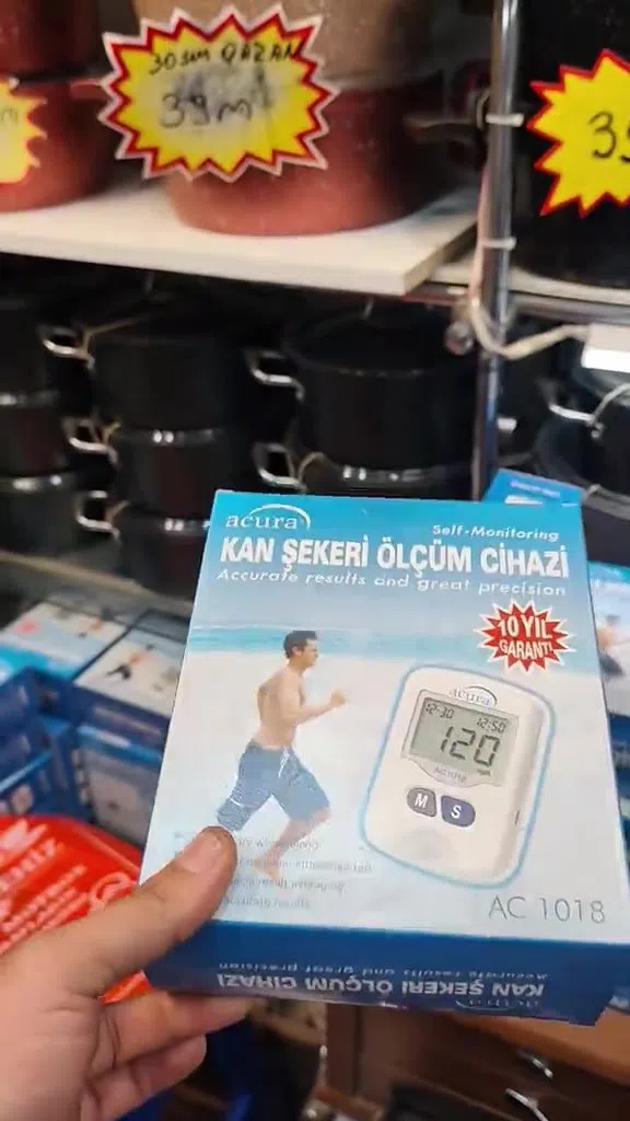Qlükometr qan şəkəri ölçən tibbi diaqnostika cihazı — şəkil 12