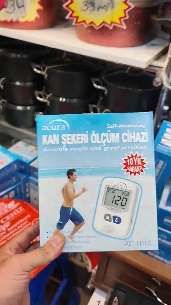 Qlükometr qan şəkəri ölçən tibbi diaqnostika cihazı — şəkil 3