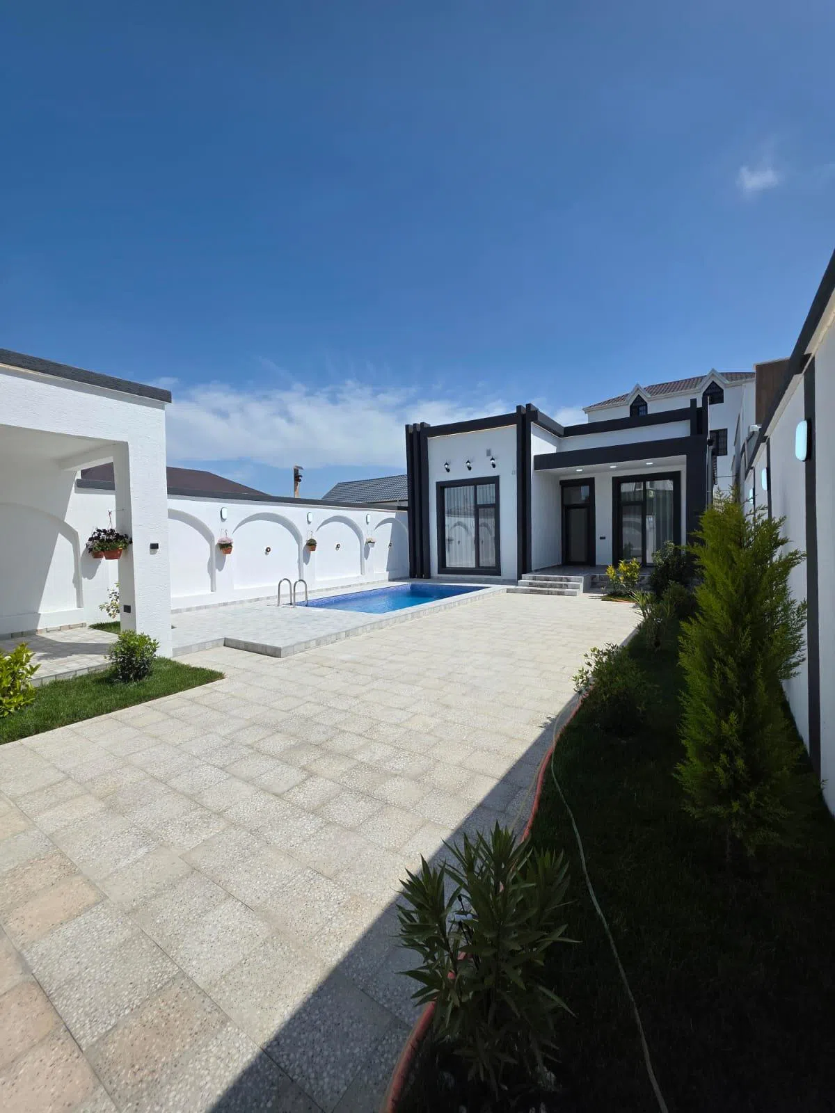 4 otaqlı bağ evi 140 m² 3 sot torpaq sahəsində satılır — şəkil 1