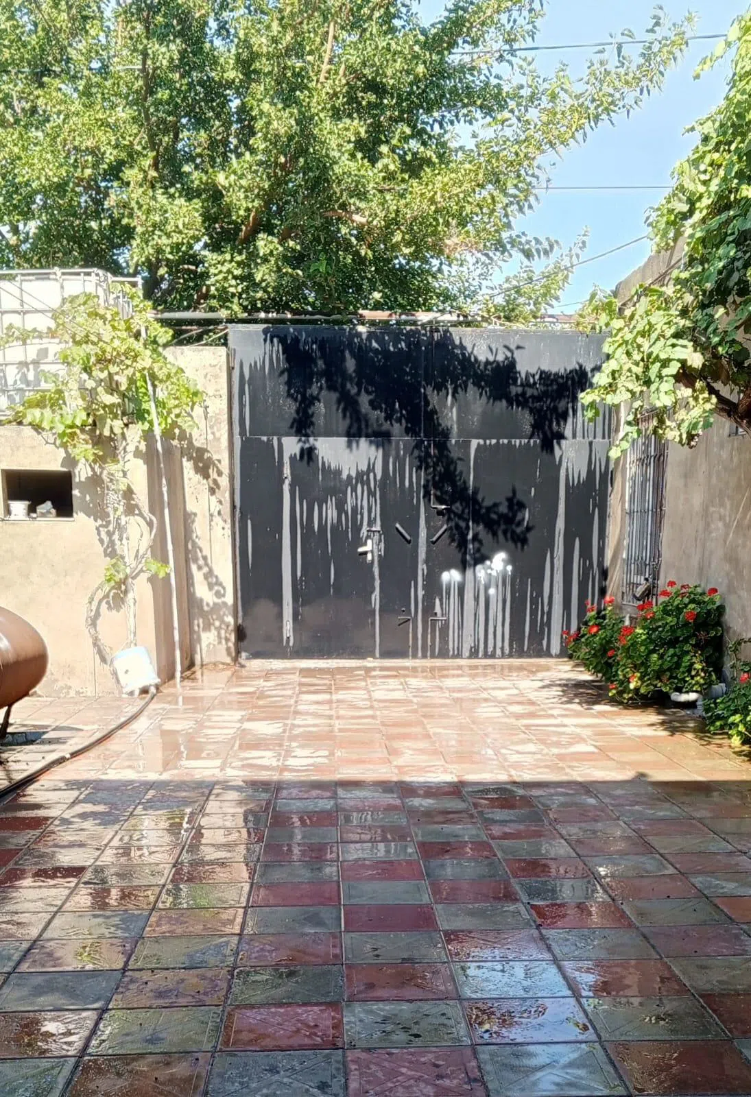 4 otaqlı həyət evi 275 m² - 6 sot torpaq sahəsində satılır — şəkil 17