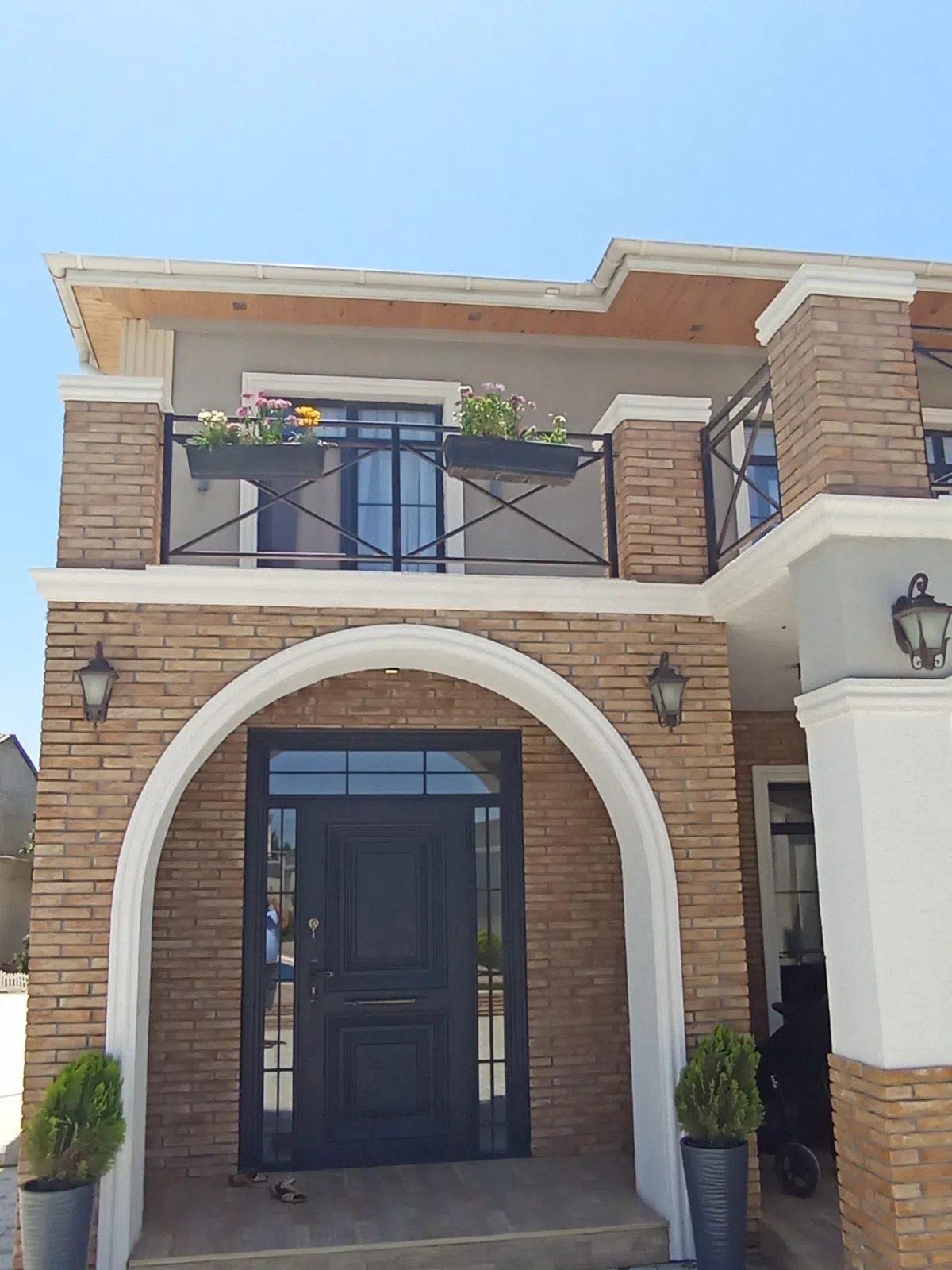 5 otaqlı villa 200 m² - 15 sot torpaq sahəsində satılır — şəkil 3