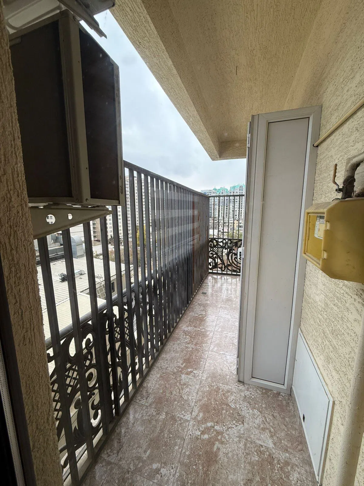 3 otaqlı mənzil 120 m² kirayə verilir — şəkil 19