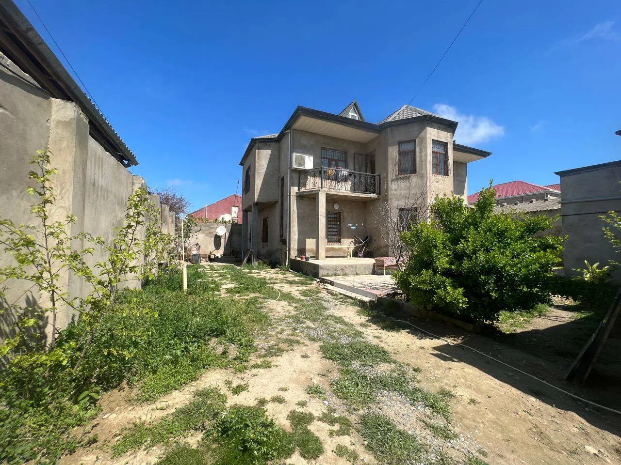 6 otaqlı həyət evi 250 m² - 5 sot torpaq sahəsində satılır — şəkil 2