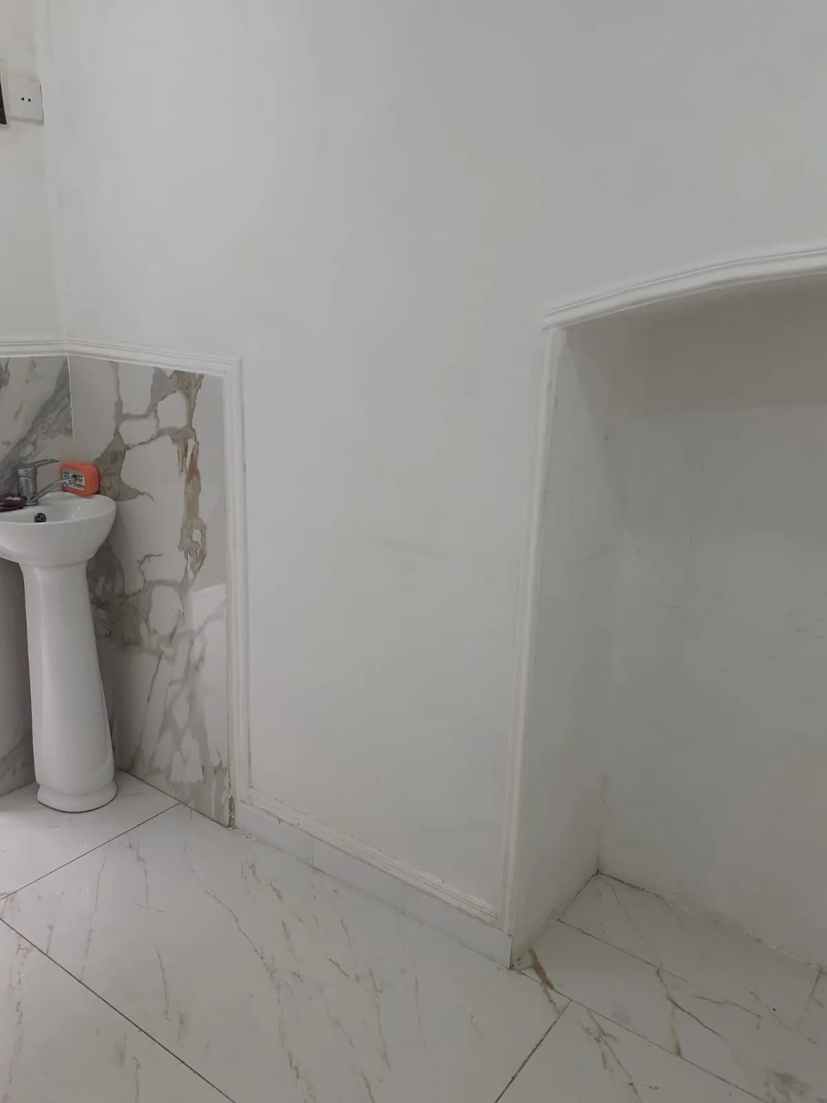1 otaqlı ofis, 60 m² satılır — şəkil 3