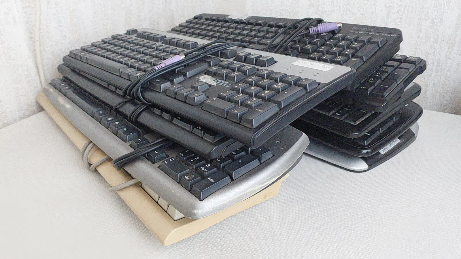 PS/2 keyboards - Tenderyard