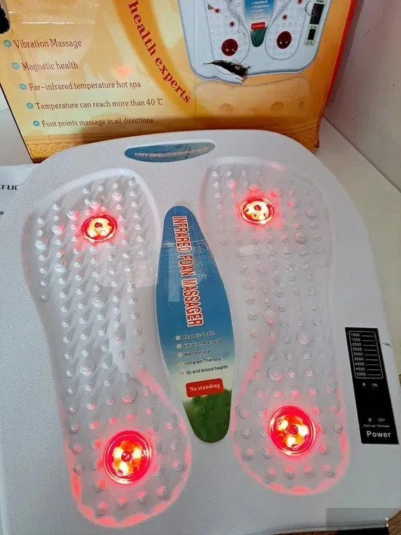Foot Massage Device with Infrared and Magnetic Therapy - Tenderyard