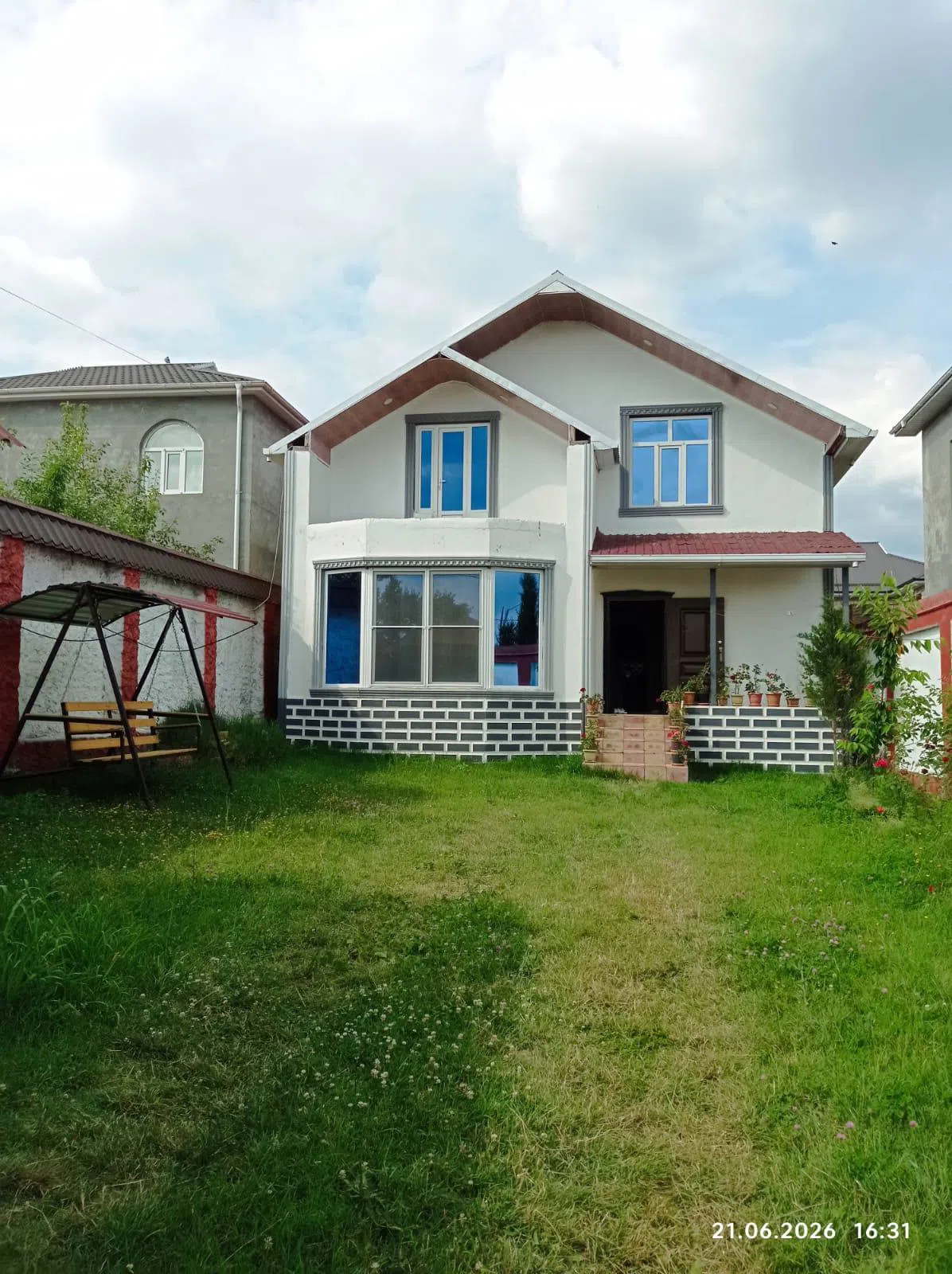2 otaqlı həyət evi 300 m² günlük kirayə verilir — şəkil 2