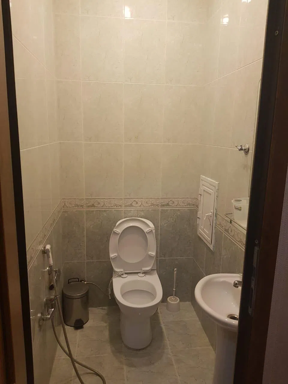 2 otaqlı mənzil 100 m² kirayə verilir — şəkil 15