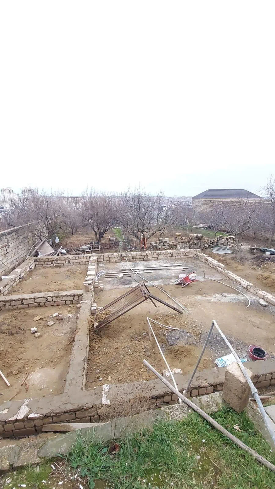 6 otaqlı villa 450 m² - 16 sot torpaq sahəsində satılır — şəkil 18
