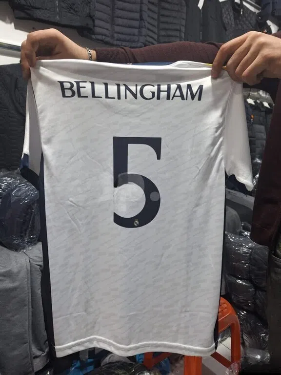 Uniseks idman geyimi, 13-14 yaş, Qarışıq rəng