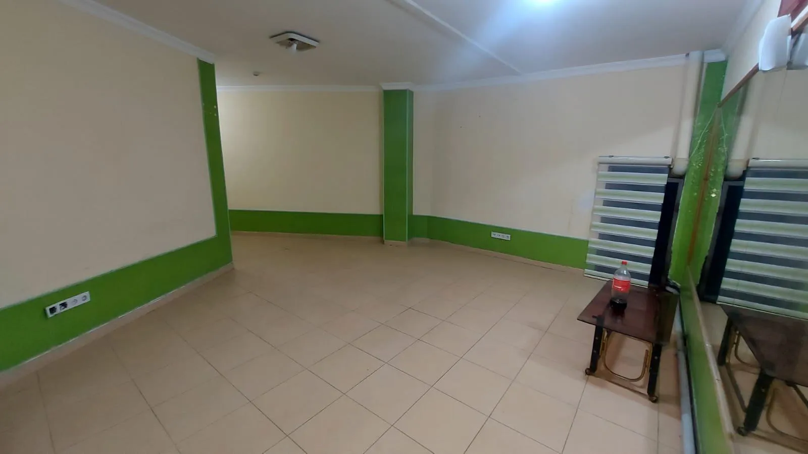 Yaxşı təmirli ticarət obyekti, 100 m² kirayə verilir — şəkil 9