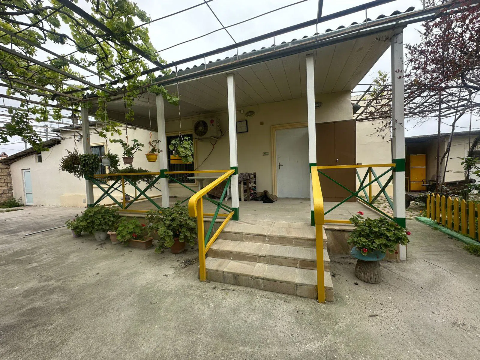 3 otaqlı bağ evi 120 m² 5 sot torpaq sahəsində satılır — şəkil 6