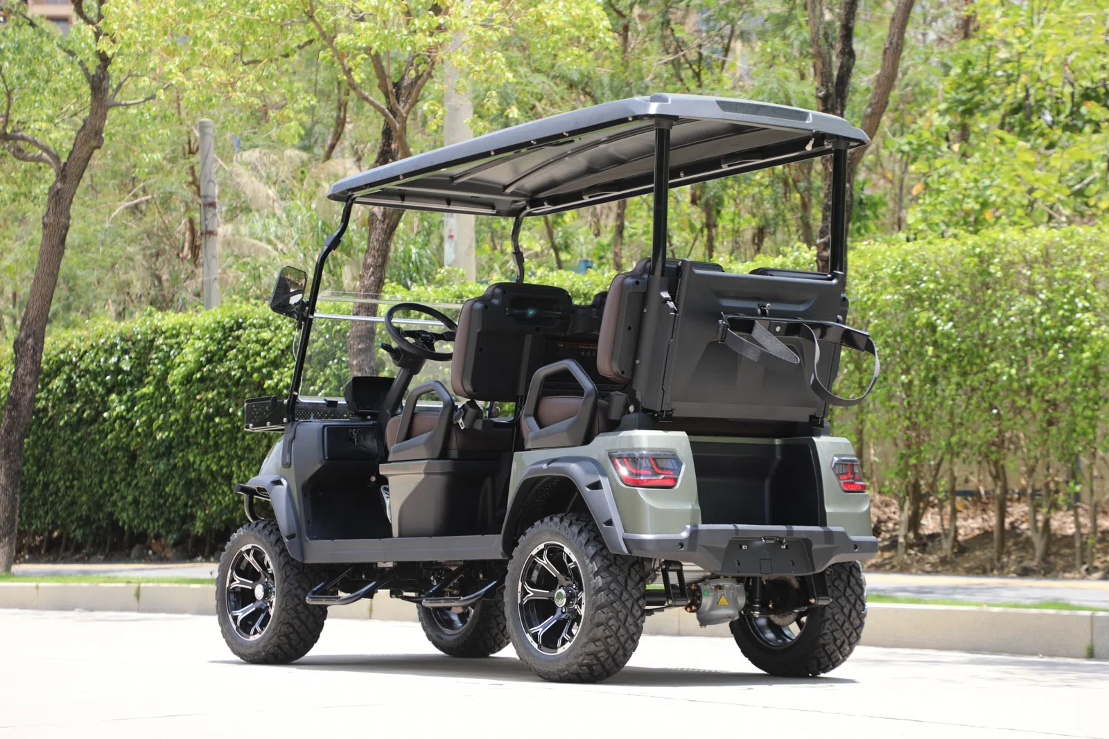 Premium 4-Seater Electric Golf Cart — şəkil 2
