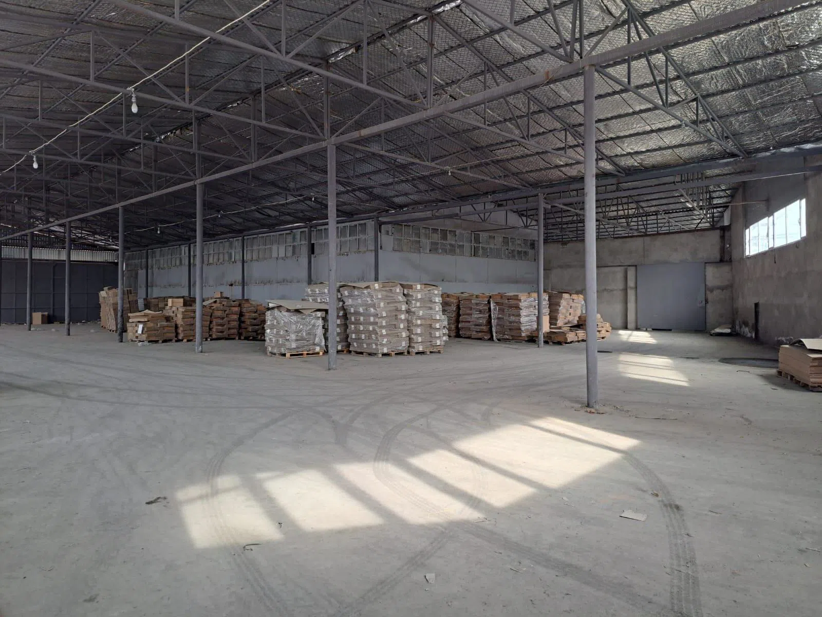 800 m² sahəsi olan anbar kirayə verilir — şəkil 3