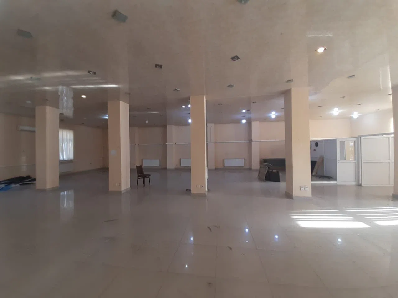 200 m² sahəsi olan anbar kirayə verilir — şəkil 2