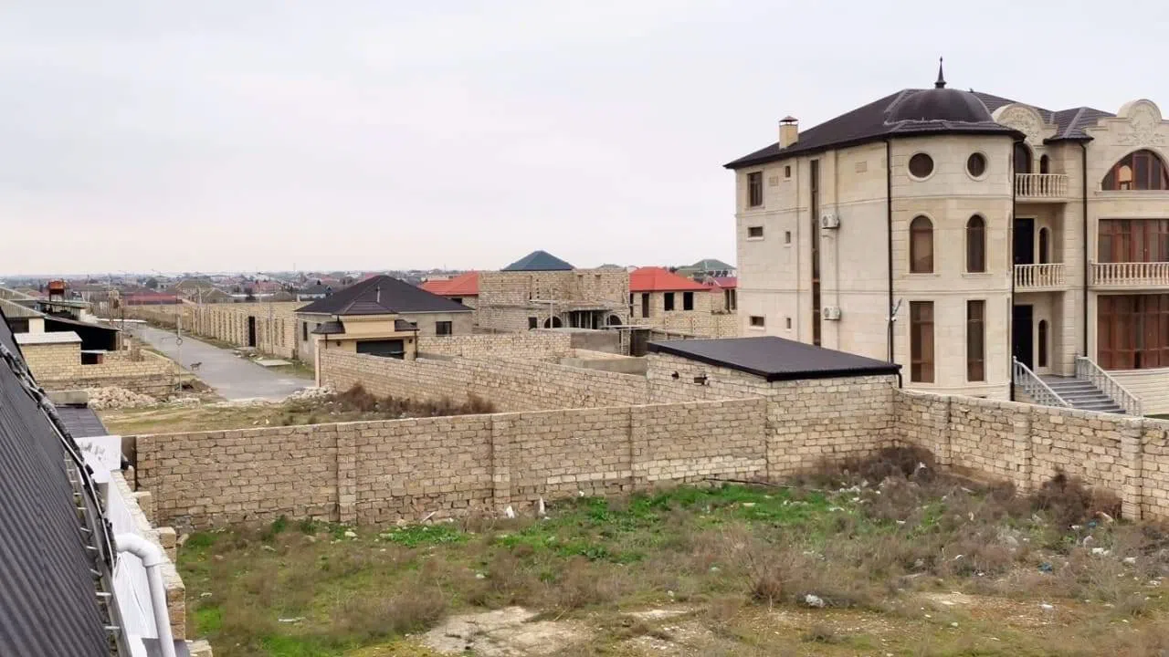 10 sot torpaq sahəsi satılır — şəkil 4