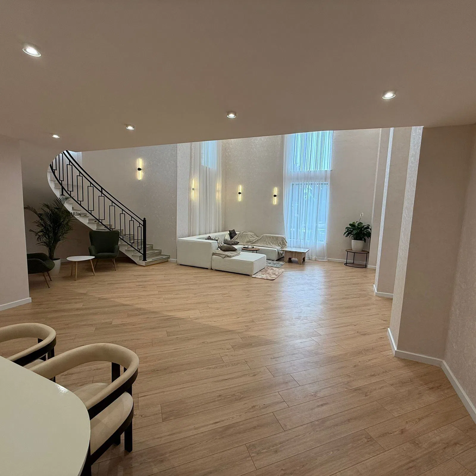10 otaqlı bağ evi 655 m² 20 sot torpaq sahəsində satılır — şəkil 4
