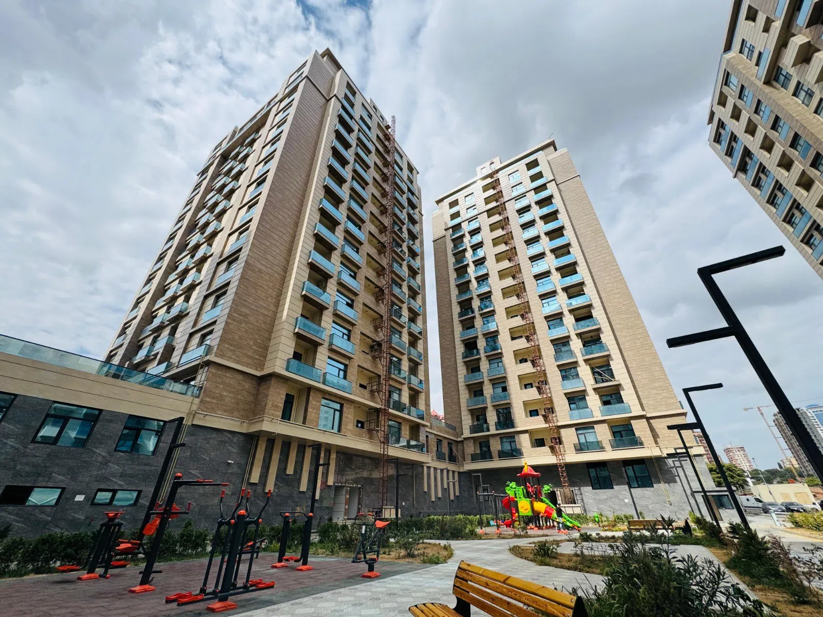 3 otaqlı mənzil 100 m² kirayə verilir - Tenderyard