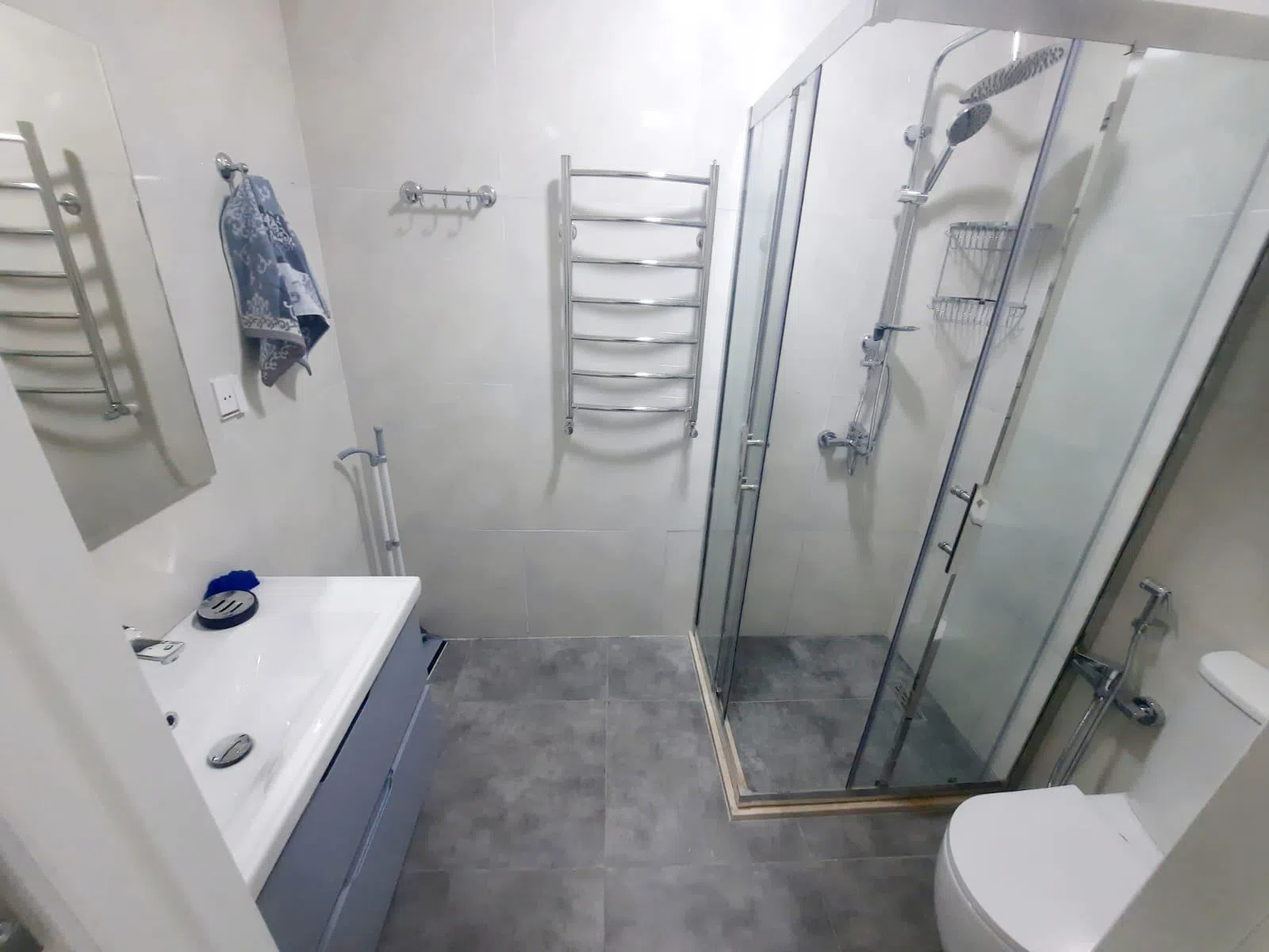 2 otaqlı mənzil 65 m² kirayə verilir — şəkil 23