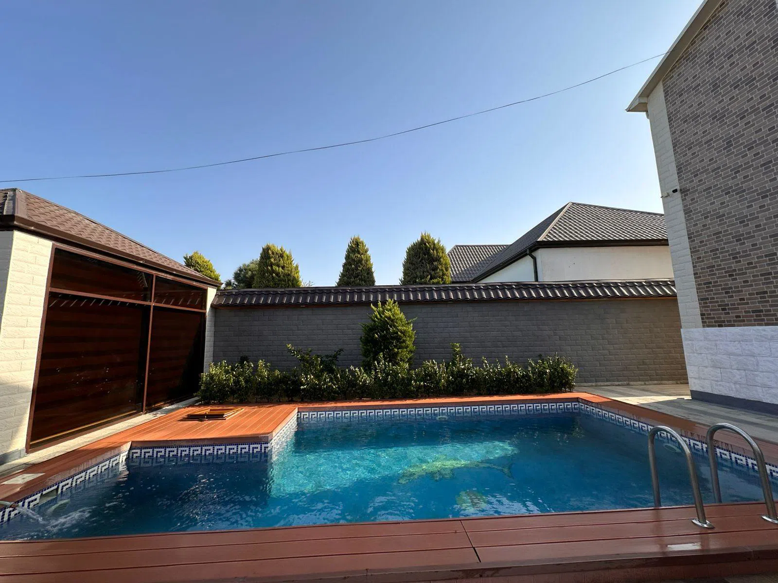 6 otaqlı villa 270 m² - 6 sot torpaq sahəsində satılır — şəkil 4
