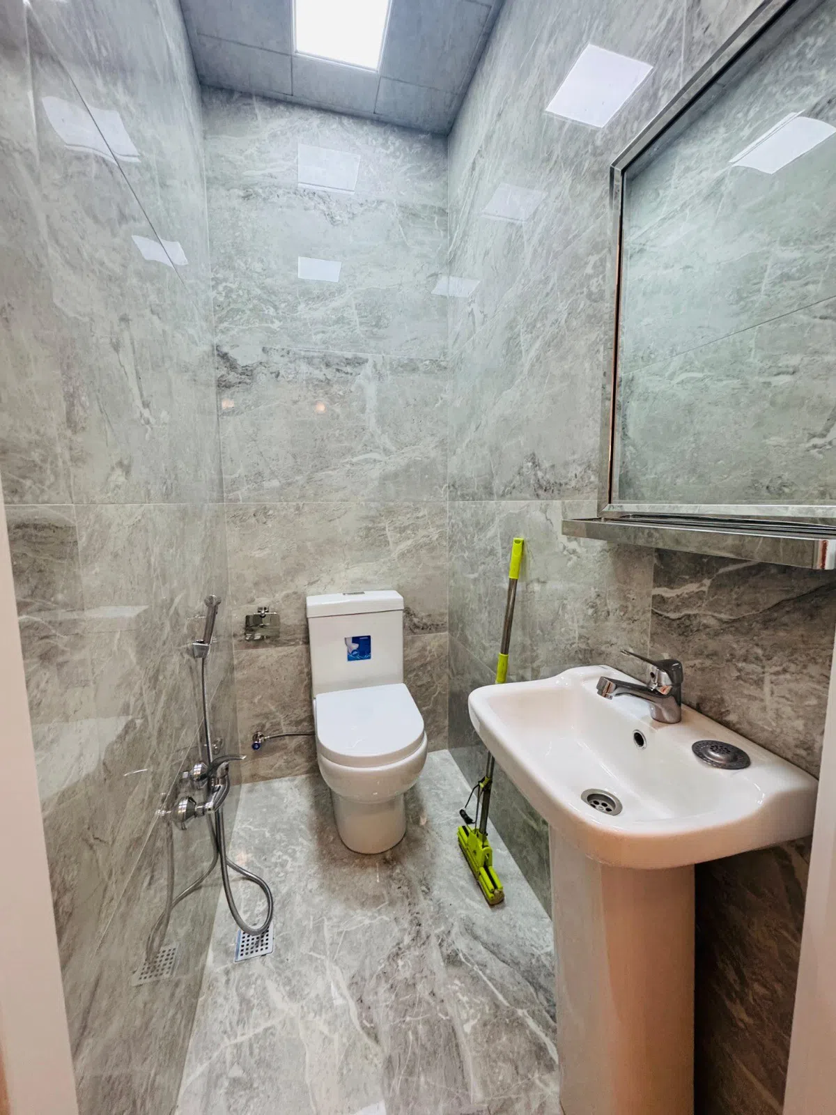 3 otaqlı mənzil 100 m² kirayə verilir — şəkil 7