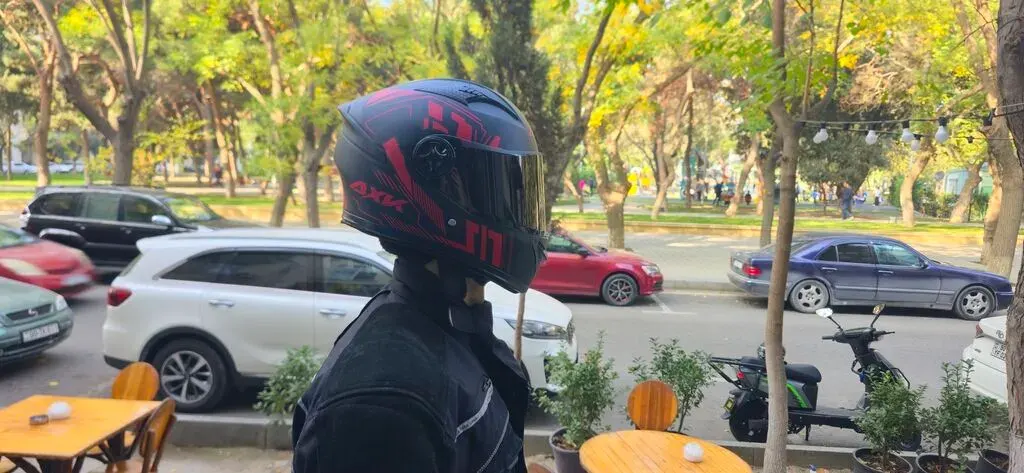 AXK tam üzlü motosiklet dəbilqəsi
