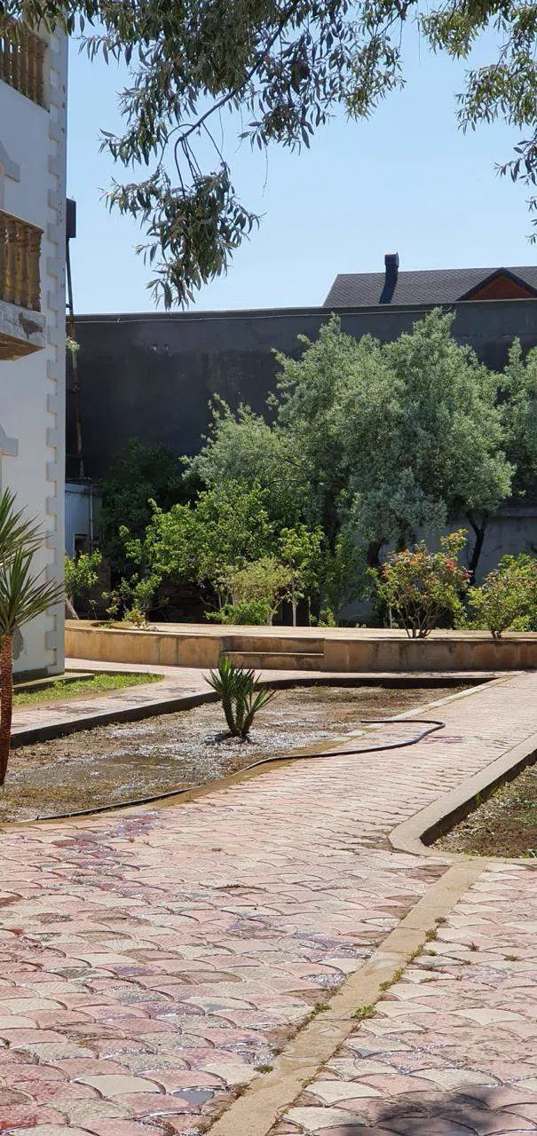 5 otaqlı bağ evi 350 m² satılır — şəkil 6