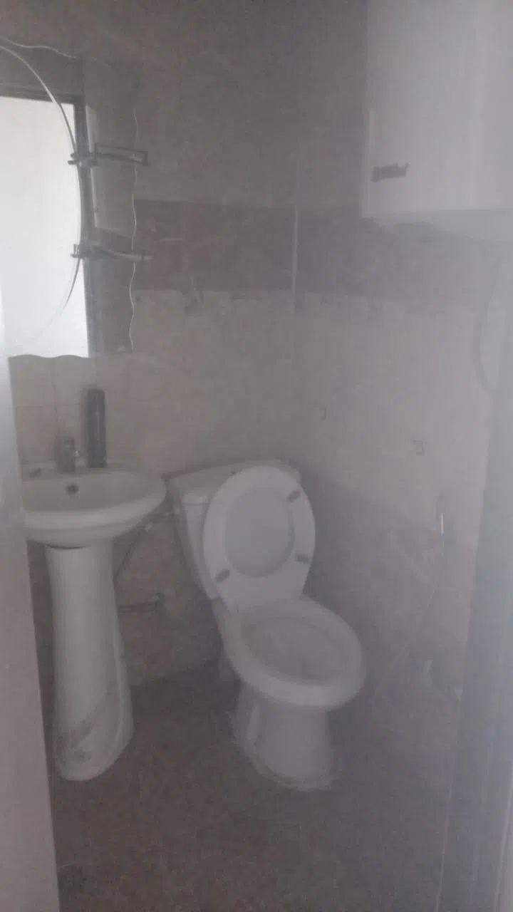 2 otaqlı mənzil 50 m² kirayə verilir — şəkil 9