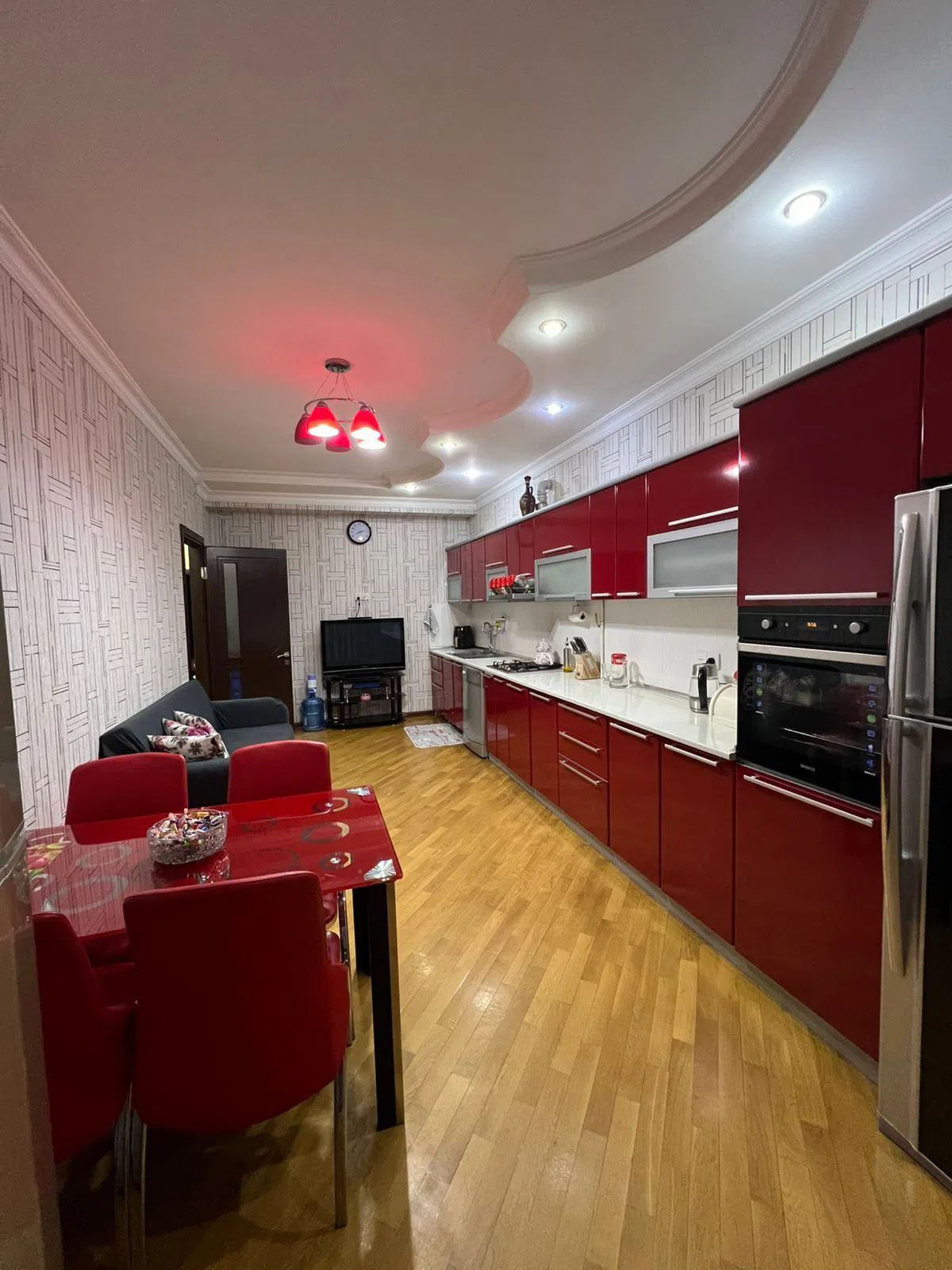 4 otaqlı mənzil 140 m² satılır — şəkil 15