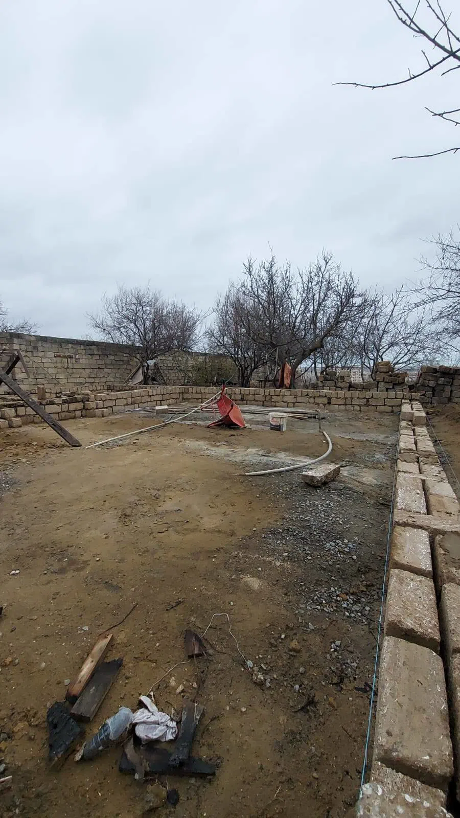 6 otaqlı villa 450 m² - 16 sot torpaq sahəsində satılır — şəkil 23