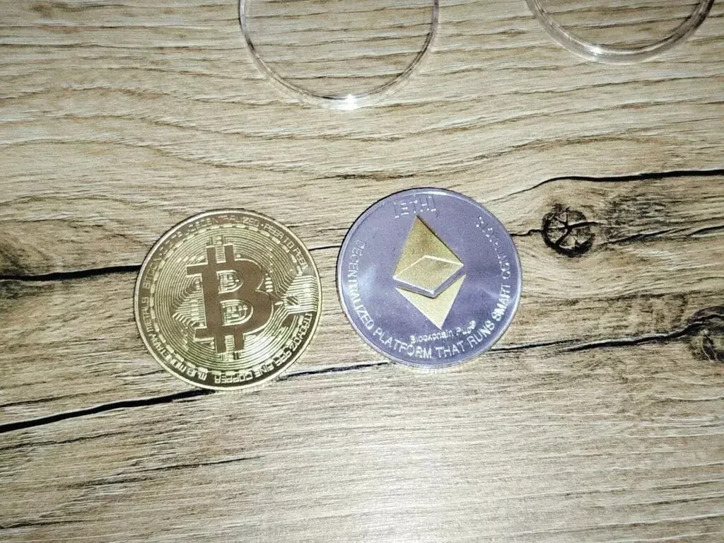 Bitcoin fiziki kolleksiya sikkəsi — şəkil 3