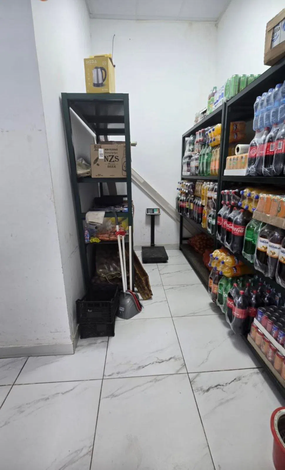 Əla təmirli ticarət obyekti, 135 m² satılır