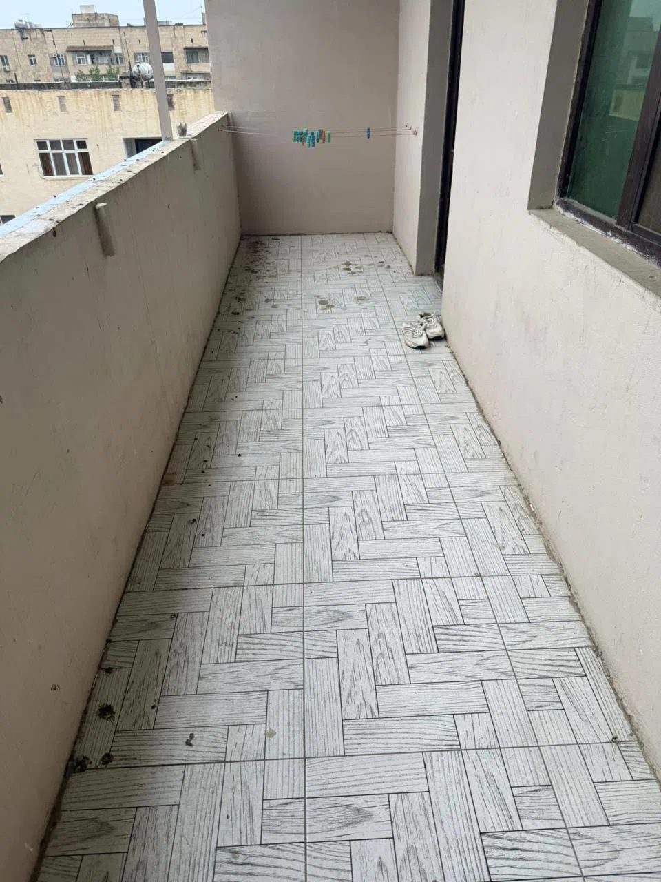 2 otaqlı mənzil 75 m² satılır
