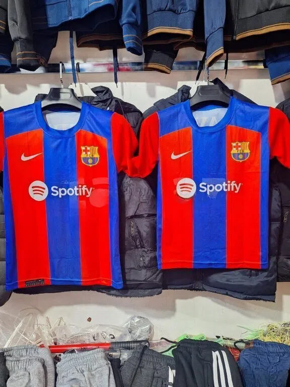 Uniseks idman geyimi, 12-13 yaş, Qarışıq rəng