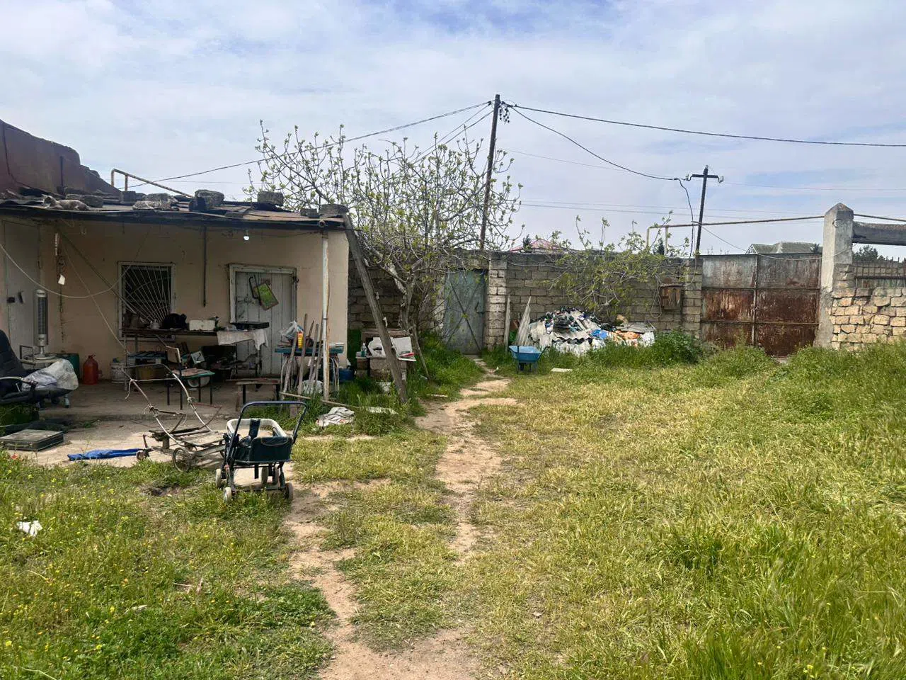 16.6 sot torpaq sahəsi satılır