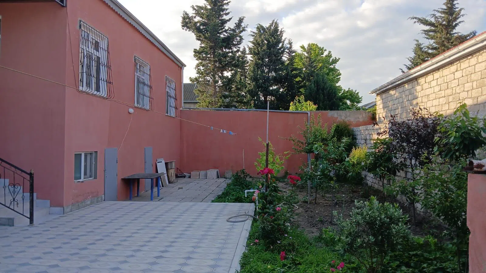 6 otaqlı həyət evi 240 m² - satılır — şəkil 15
