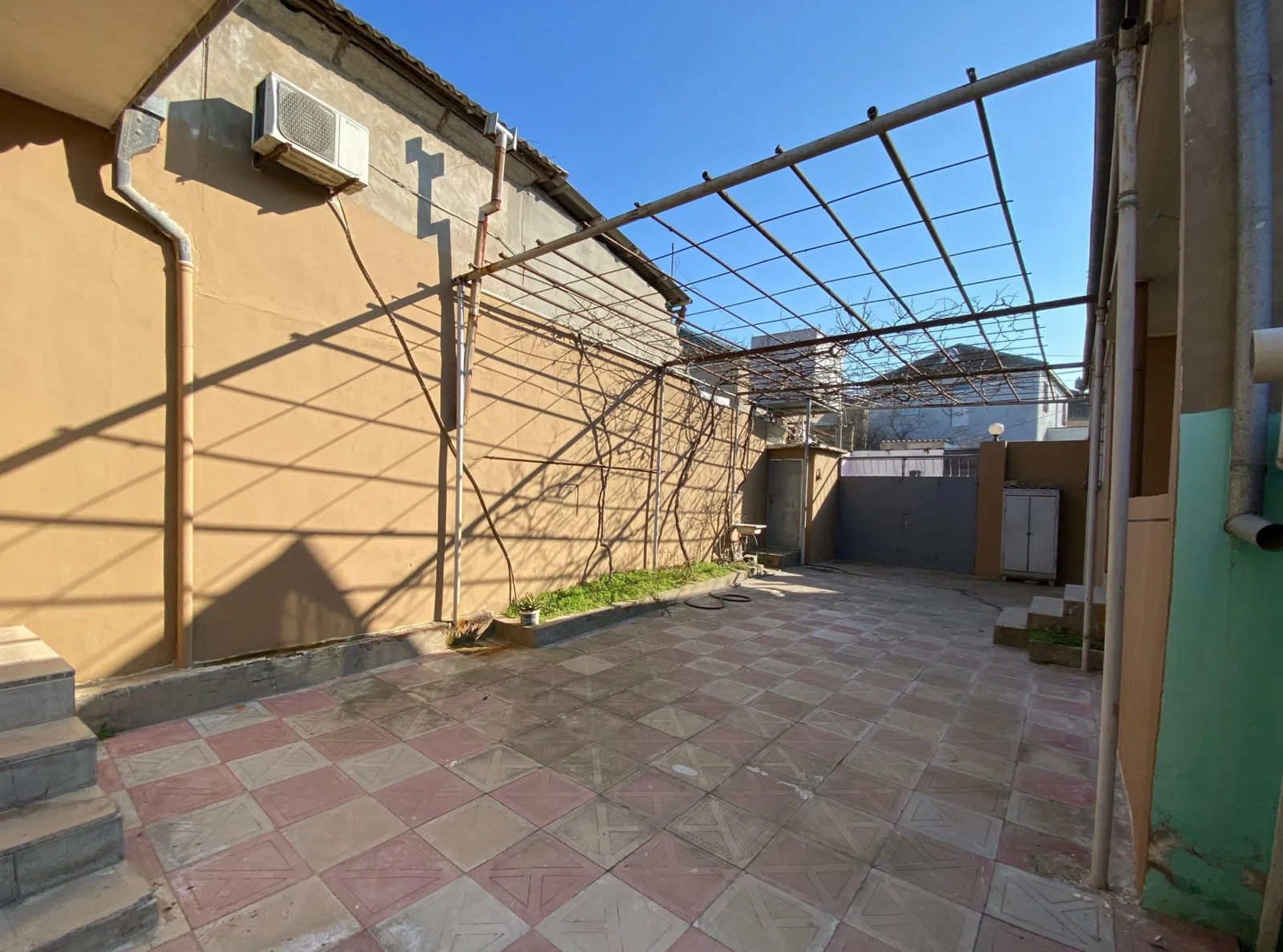 5 otaqlı həyət evi 120 m² - 3 sot torpaq sahəsində satılır — şəkil 4