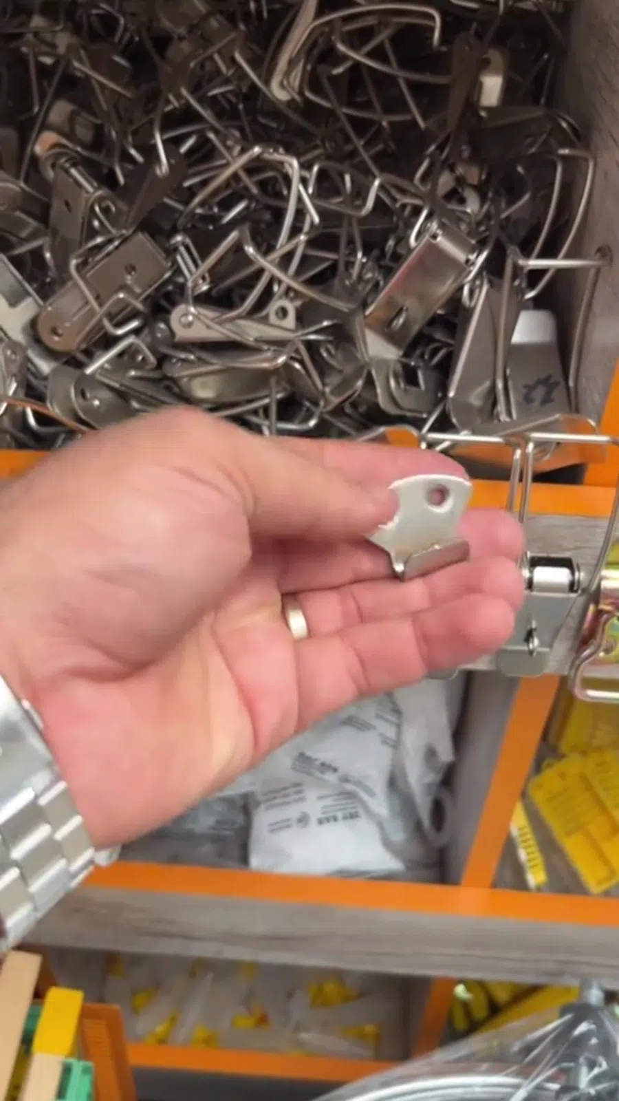 Arı pətəyi üçün metal kilid — şəkil 28